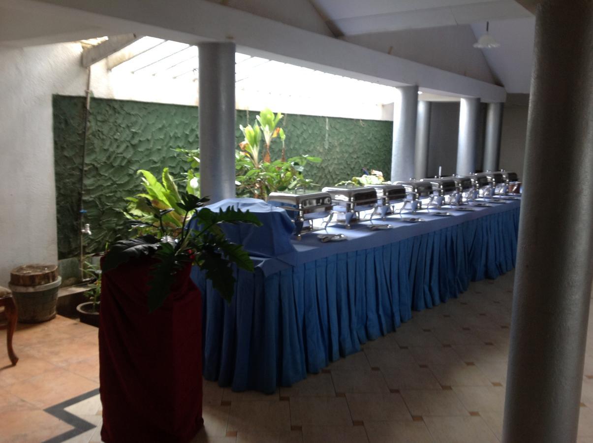 Ninnada Beach Hotel Marawila Extérieur photo